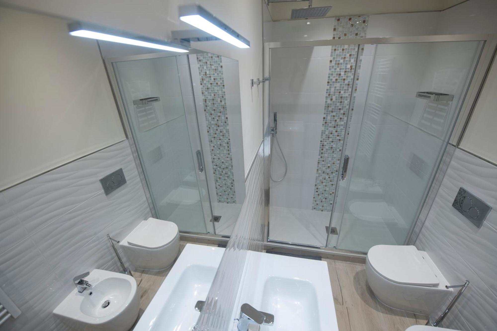 243B - Appartamento Mignon - Sara Home Chiavari, 200Metri Dal Mare Luaran gambar